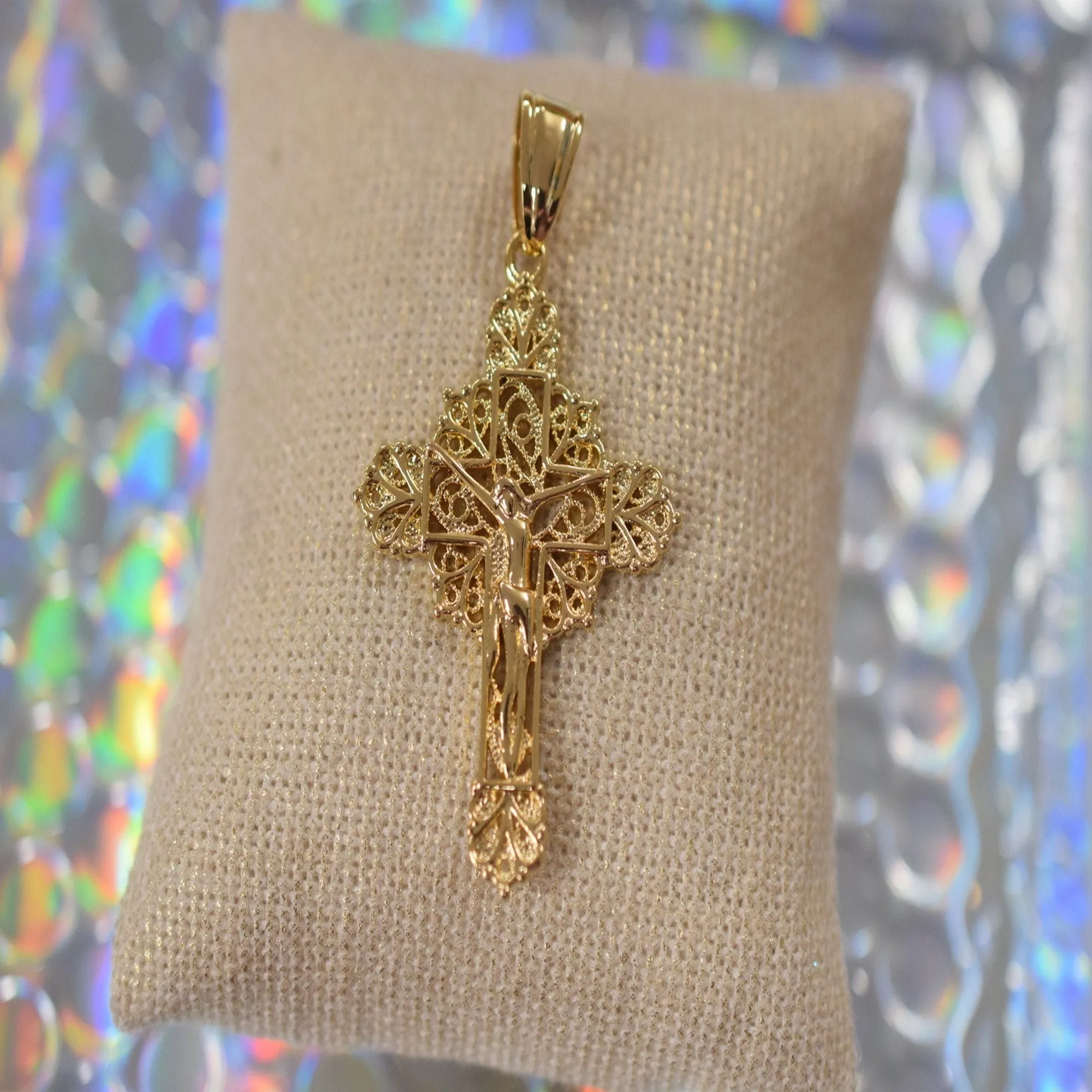 18Kt as Gold Filled* Religious Cross Filigree Pendant With Jesus For Rosary Baby Christening Baptism Gift  Jewelry Making GP156