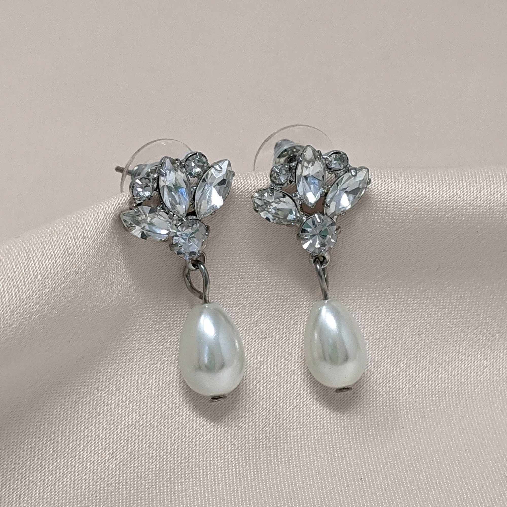 Crystal Pearl Drop Earrings: Bridal Pearl Drop Earrings