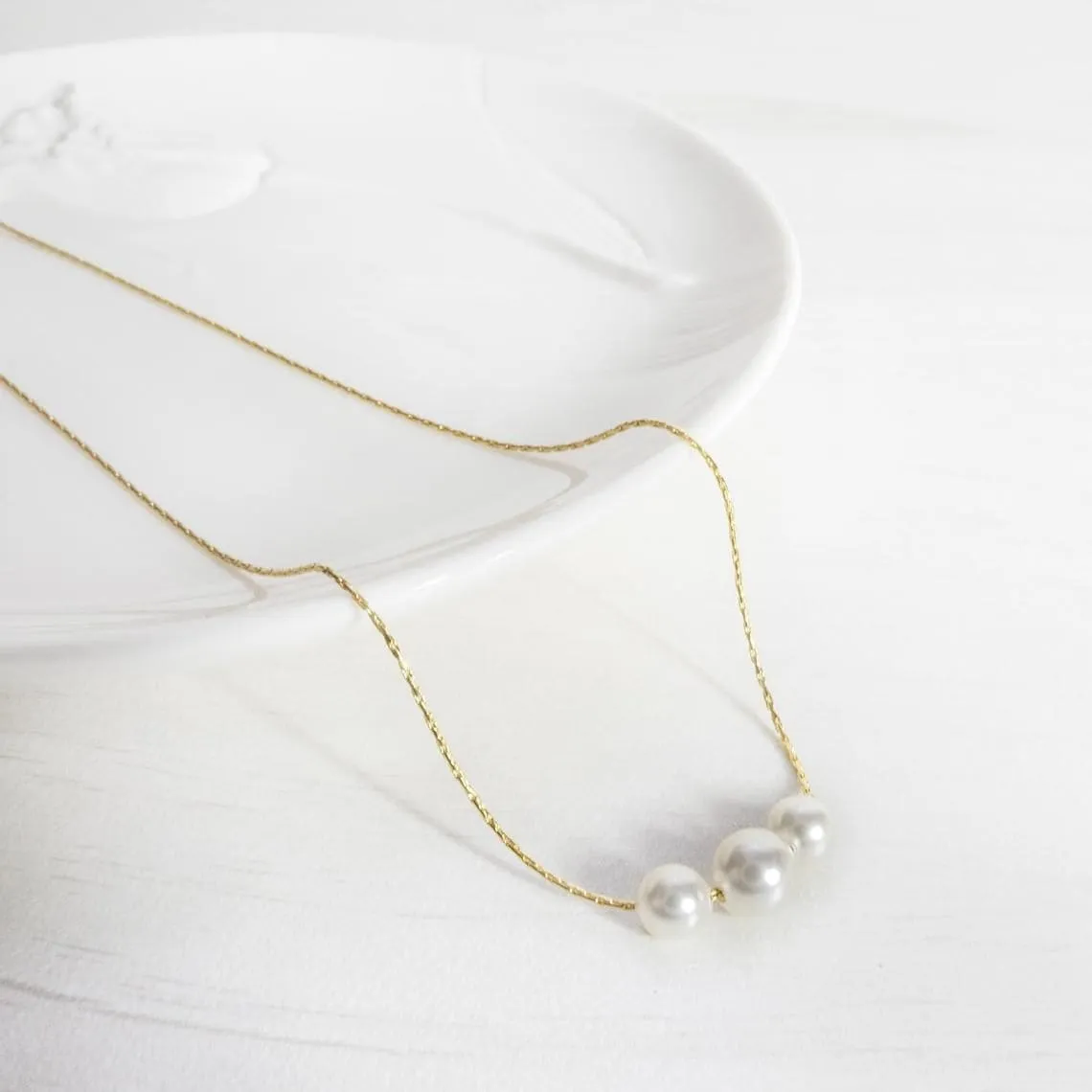 Gold Pearl Necklace - Simple Pearl Necklace - Pearl Jewelry - June Birthstone - Delicate Necklace - Minimal Necklace - Minimalist Jewelry