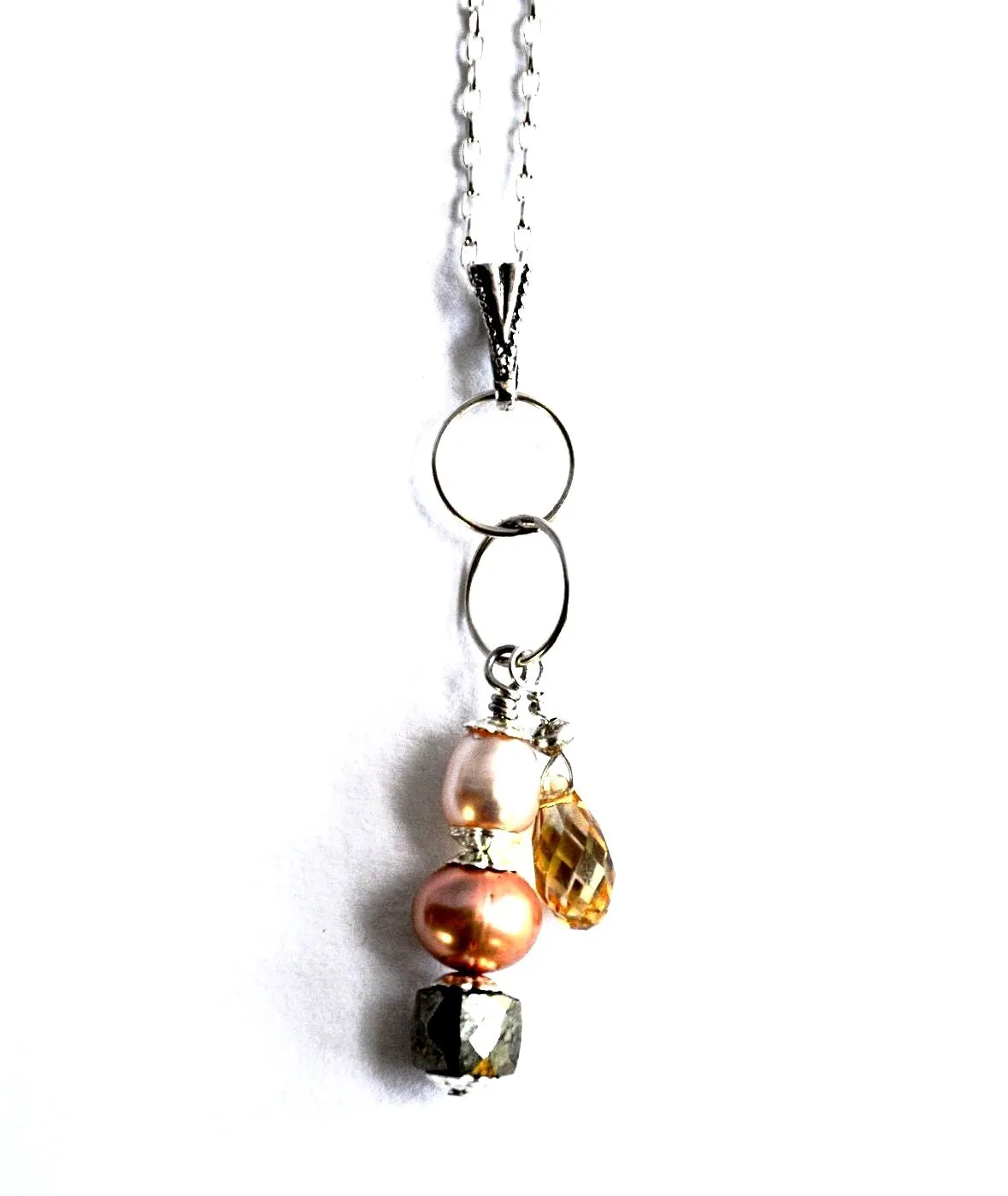 Luminous Shimmers Pearl Pendant