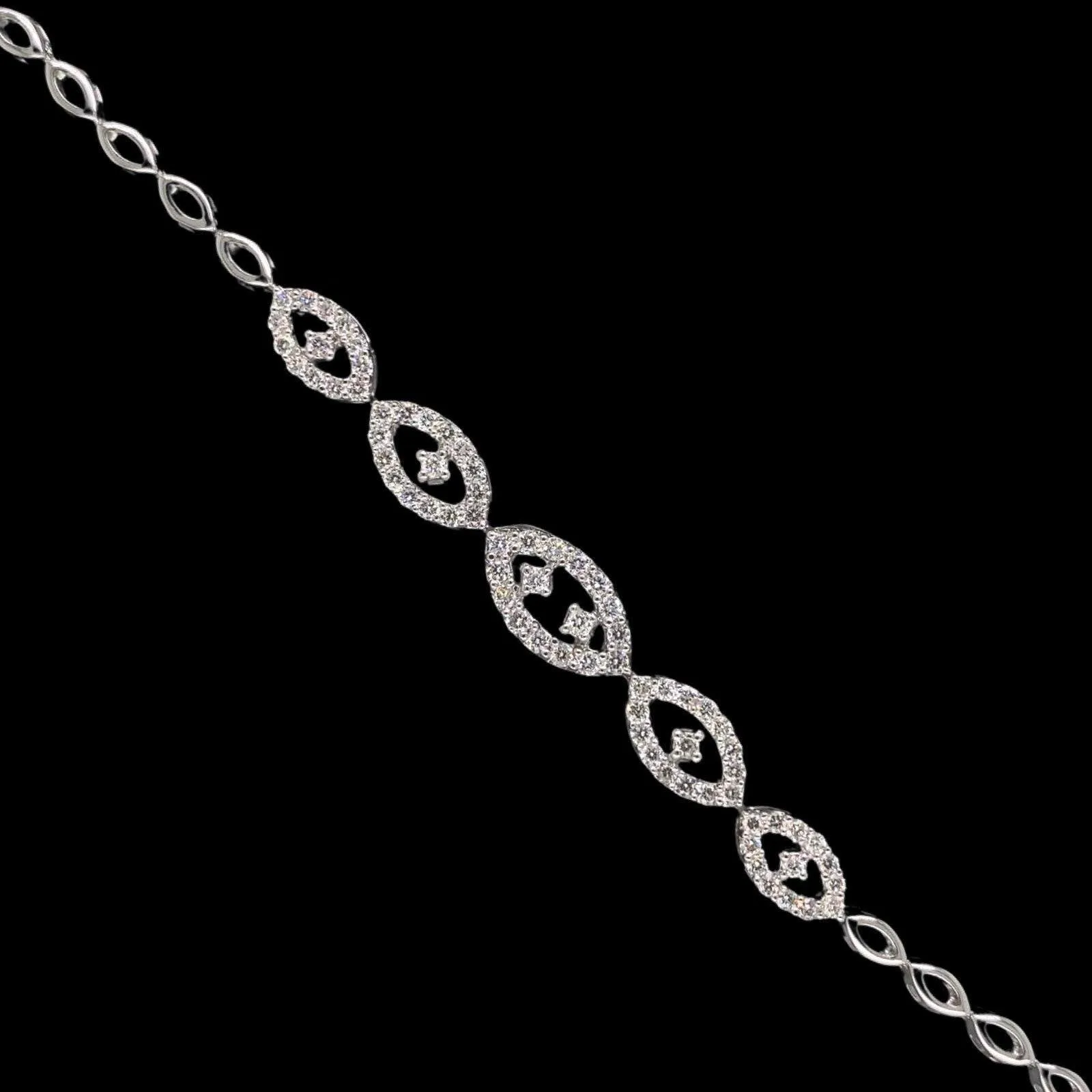 #LVNA2024 | Eye Chain Diamond Bracelet 18kt