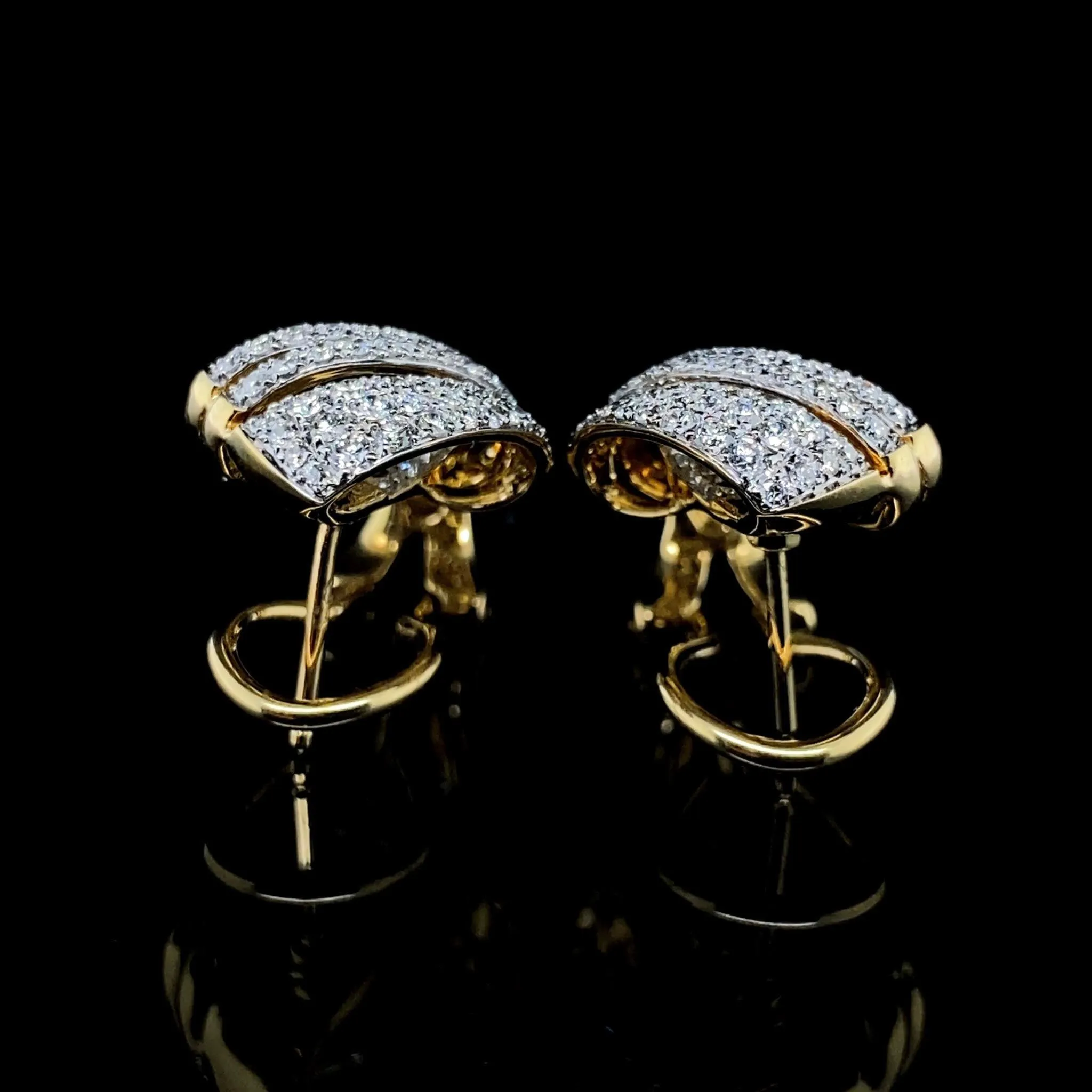 #LVNA2024 | Golden Cocktail Elegant Diamond Earrings 18kt